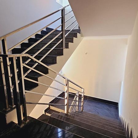Vensa Homestay Puri Ngoại thất bức ảnh